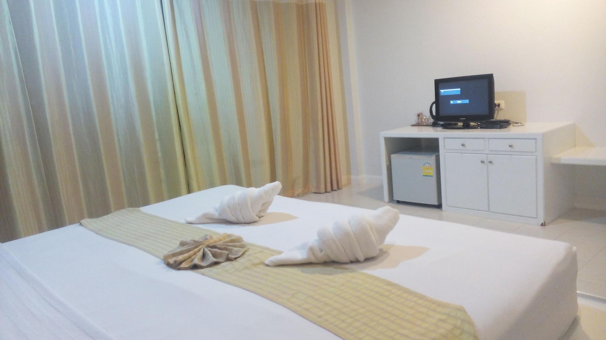Phuket Racha Kata Homestay Dış mekan fotoğraf