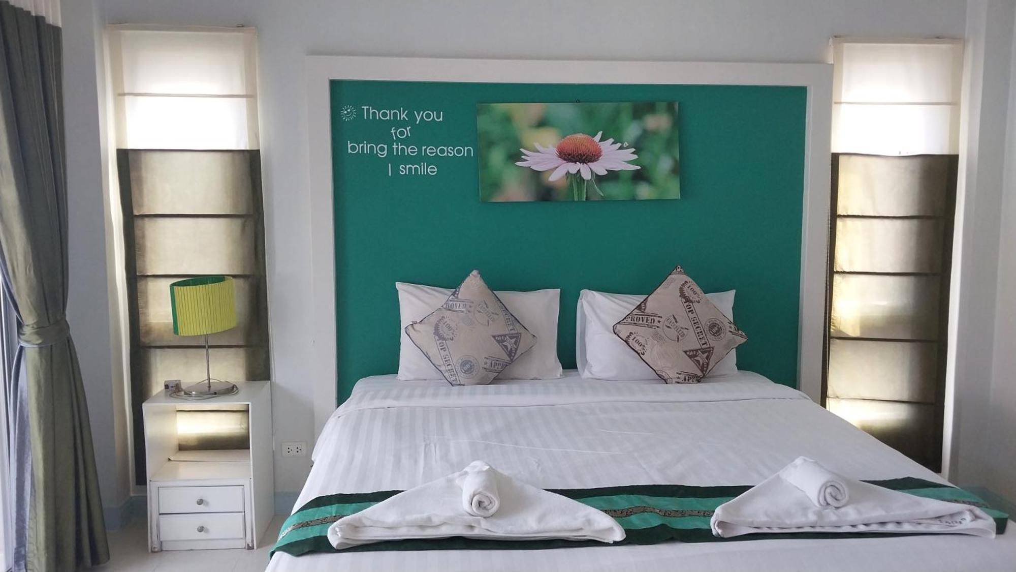 Phuket Racha Kata Homestay Dış mekan fotoğraf