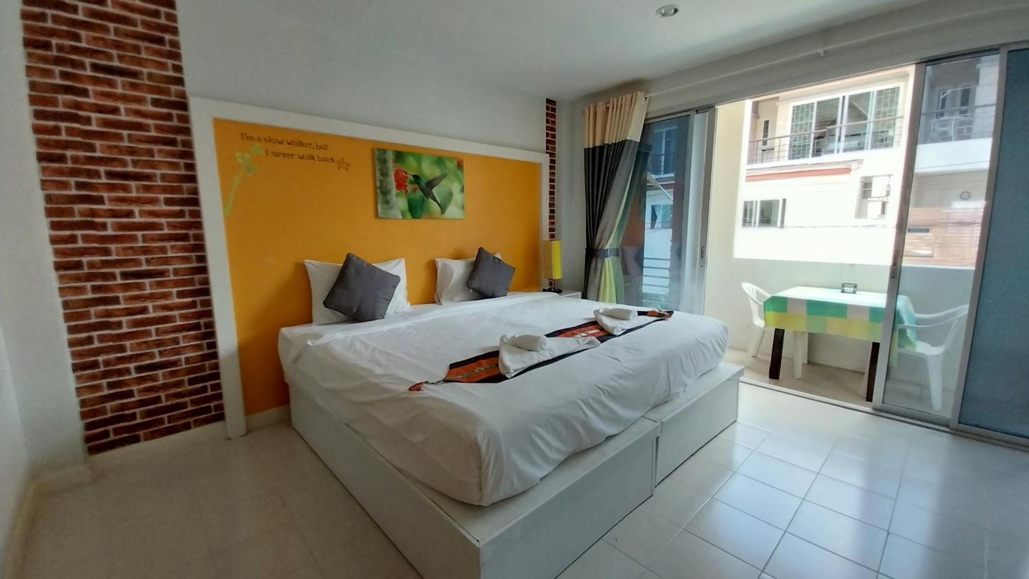 Phuket Racha Kata Homestay Dış mekan fotoğraf