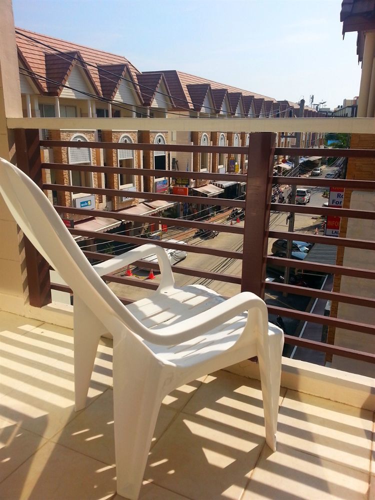 Phuket Racha Kata Homestay Dış mekan fotoğraf
